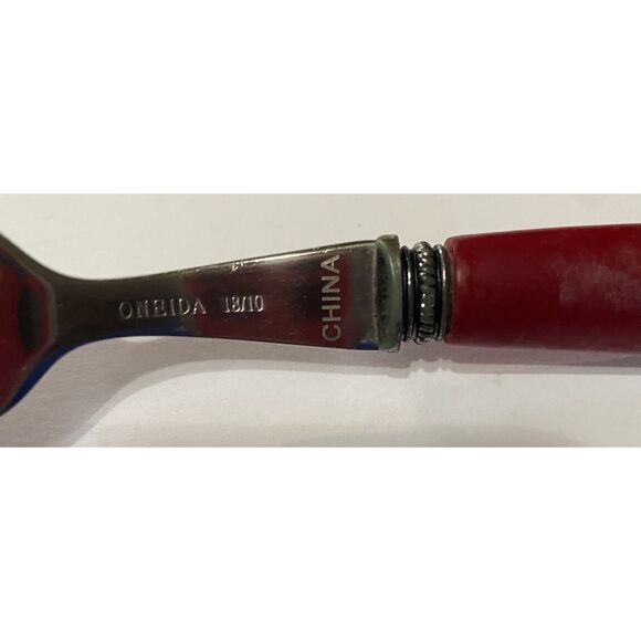 Oneida Spoons Set of 4 - Picture 3 of 3